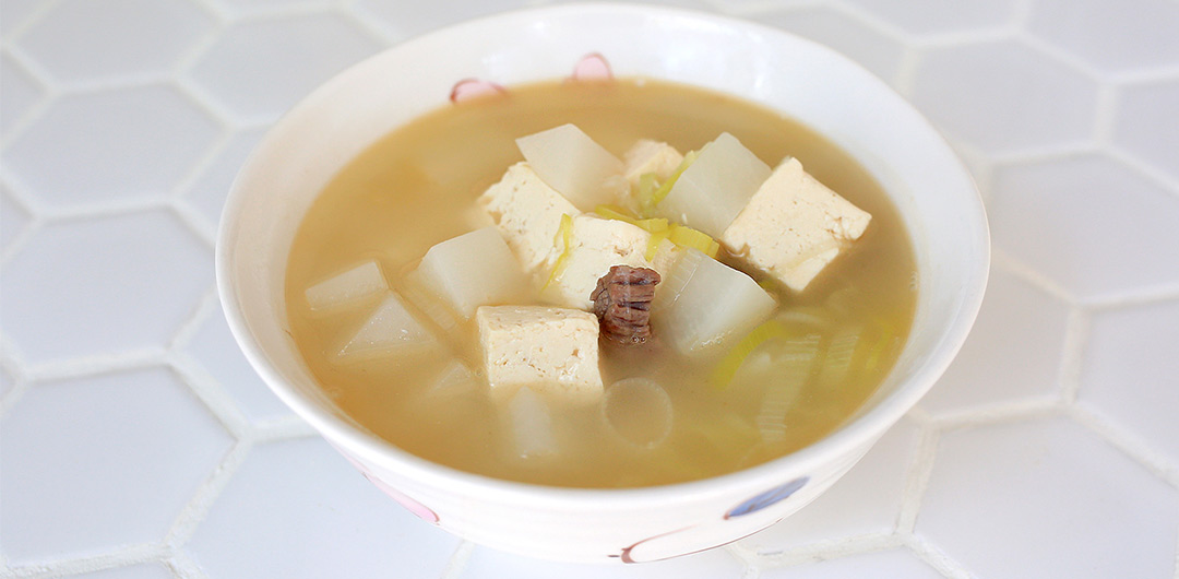 Boxer Jess's Favourite Korean Recipe Korean Radish Soup, 무국 (MuGuk)