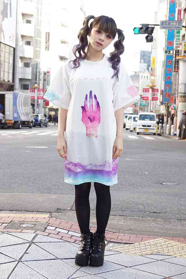 Galaxxxy Porter Robinson Worlds Tシャツ　M Galaxxxy Porter Robinson Worlds Tシャツ M galaxxxy | Porter