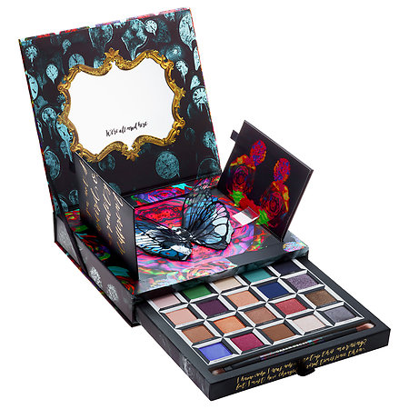 Urban Decay Alice through the Looking Glass Eyeshadow Pallet