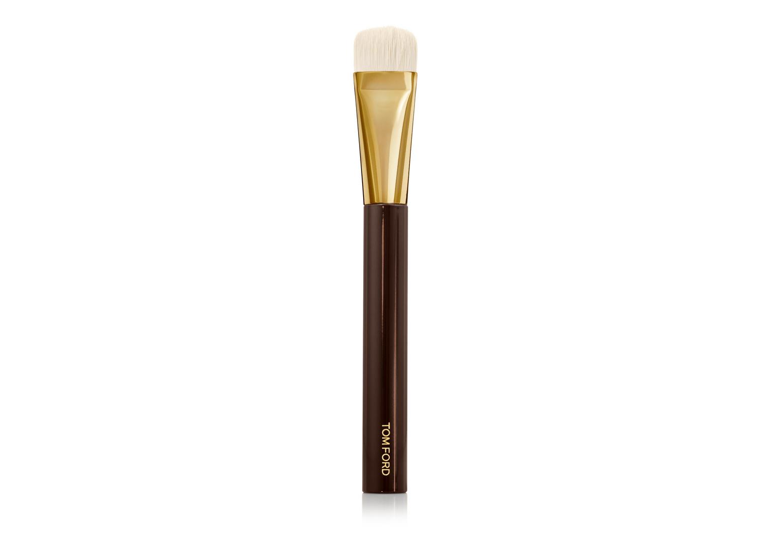 SHADE/ILLUMINATE BRUSH 04
