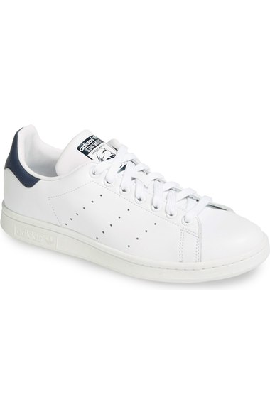 Adidas Stan Smiths in White and Navy