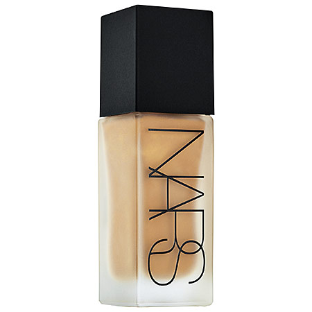 Nars All day Luminous Weightless Foundation