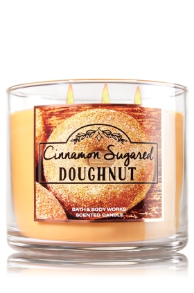 Bath and Bodyworks Candle-Cinnamon Donut