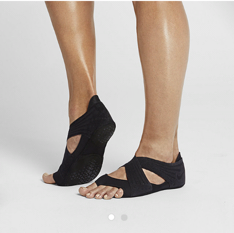 NIKE STUDIO WRAP
