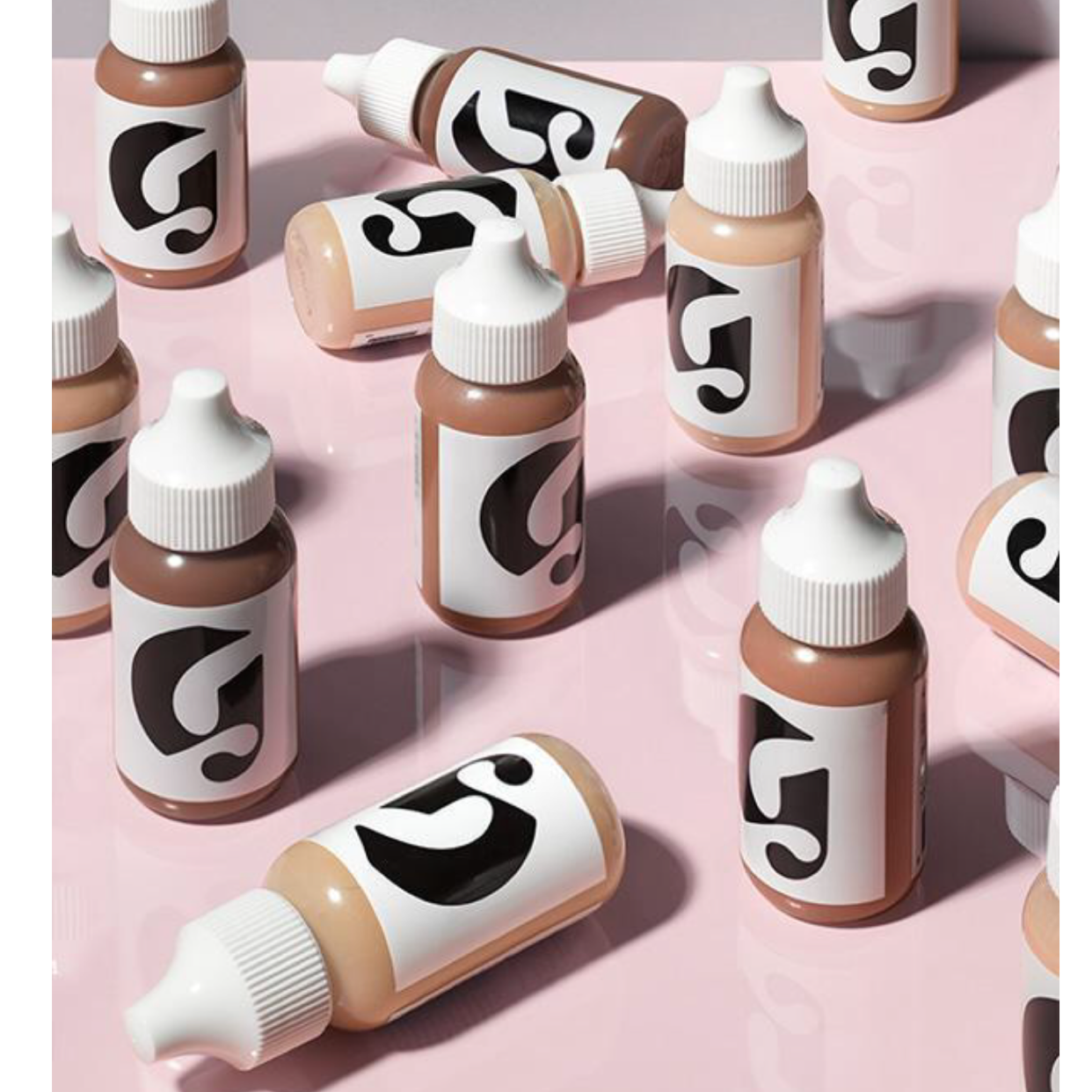 Glossier Perfecting Skin Tint in Light