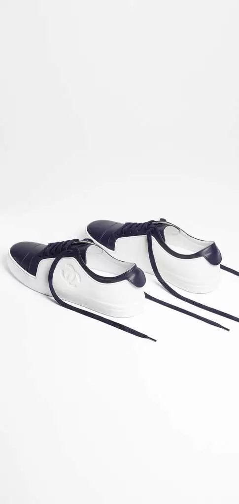 sneakers in calfskin-navy blue & white