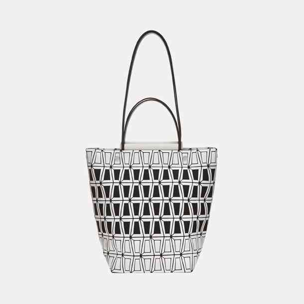 C-Quatre TROU Shoulder Bag