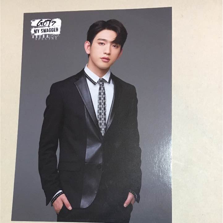 Jinyoung trade card