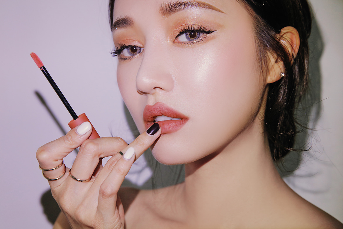 Velvet lip tint