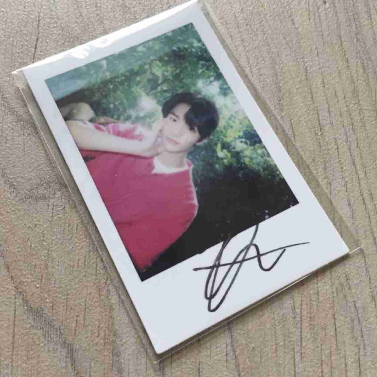 Hyunjin printed card 1