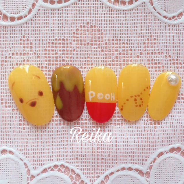 Pooh bear nails