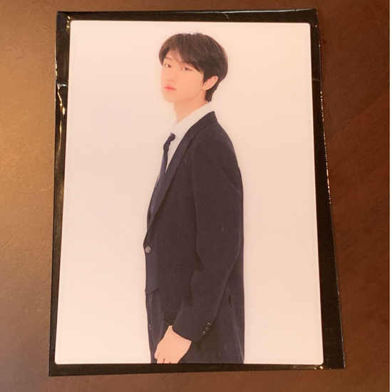 The8 2019 Cafe Trading Card