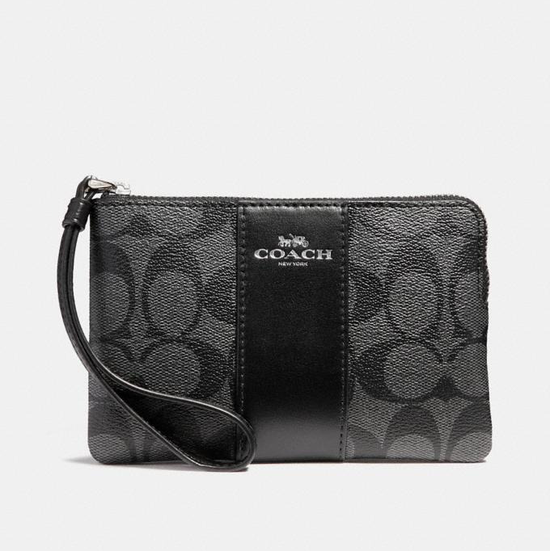 Corner zip wrislet in signature canvas