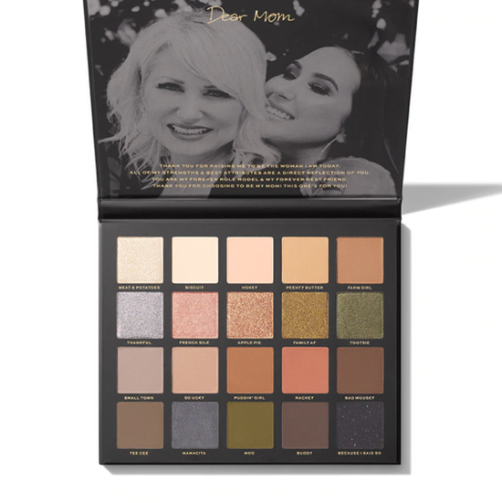 DEAR MOM EYESHADOW PALETTE